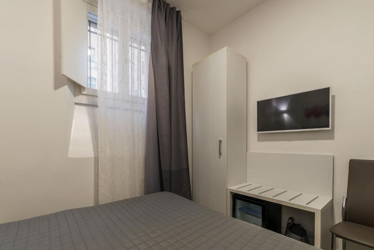 Domus Mazzini Bed & Breakfast Roma